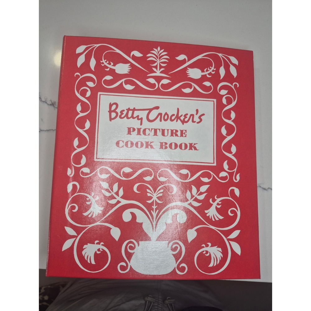 Betty Crocker's Picture Cook Book 1950 Facsimile Edition Red Ring Binder Wiley